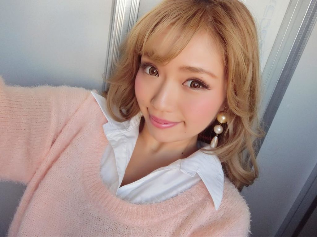 サイバージャパンかずへー 渡辺加和 の年齢や体重は 整形 おデブ いすゞ動画も トレンド美女